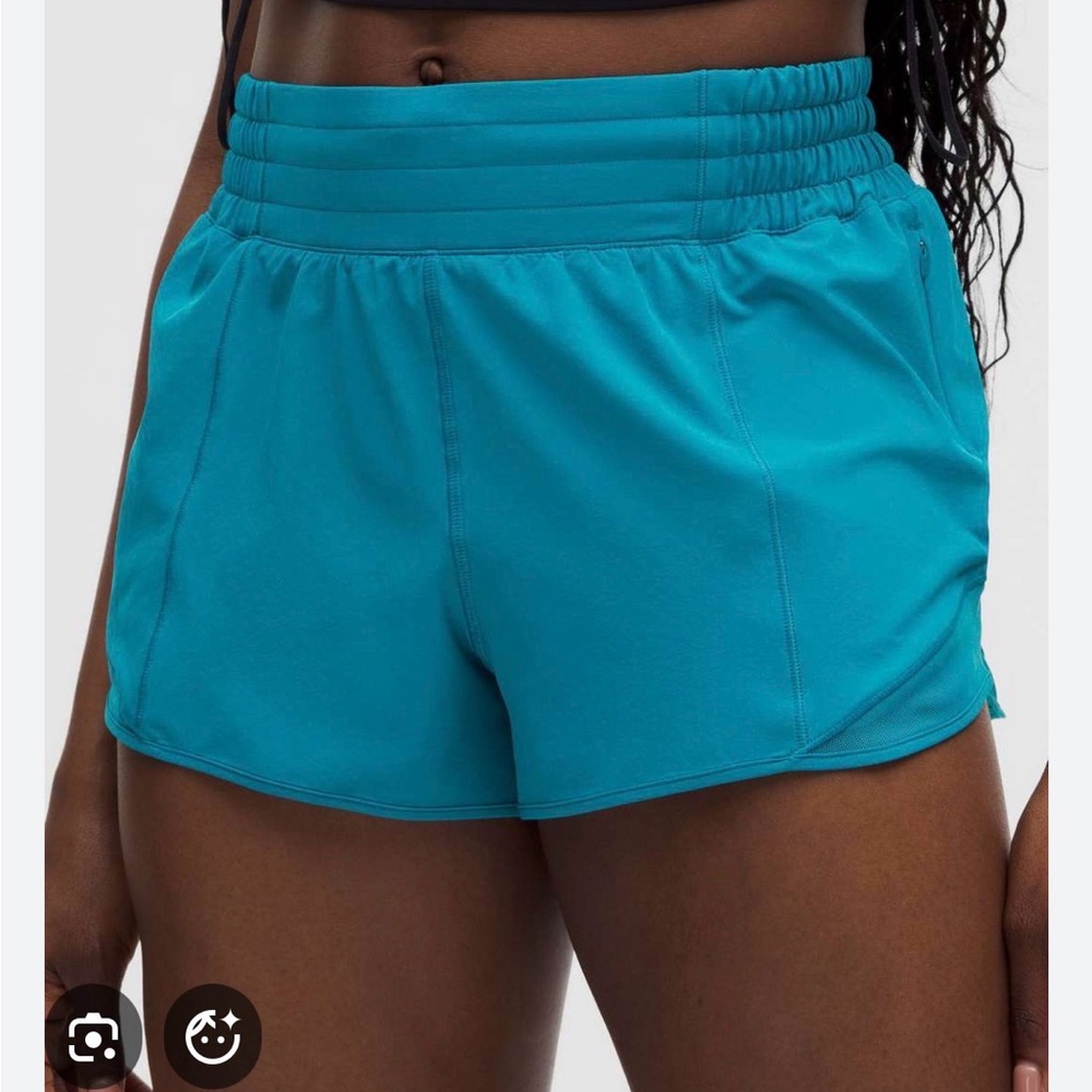 Lululemon Hotty Hot Lined Shorts 2.5”
